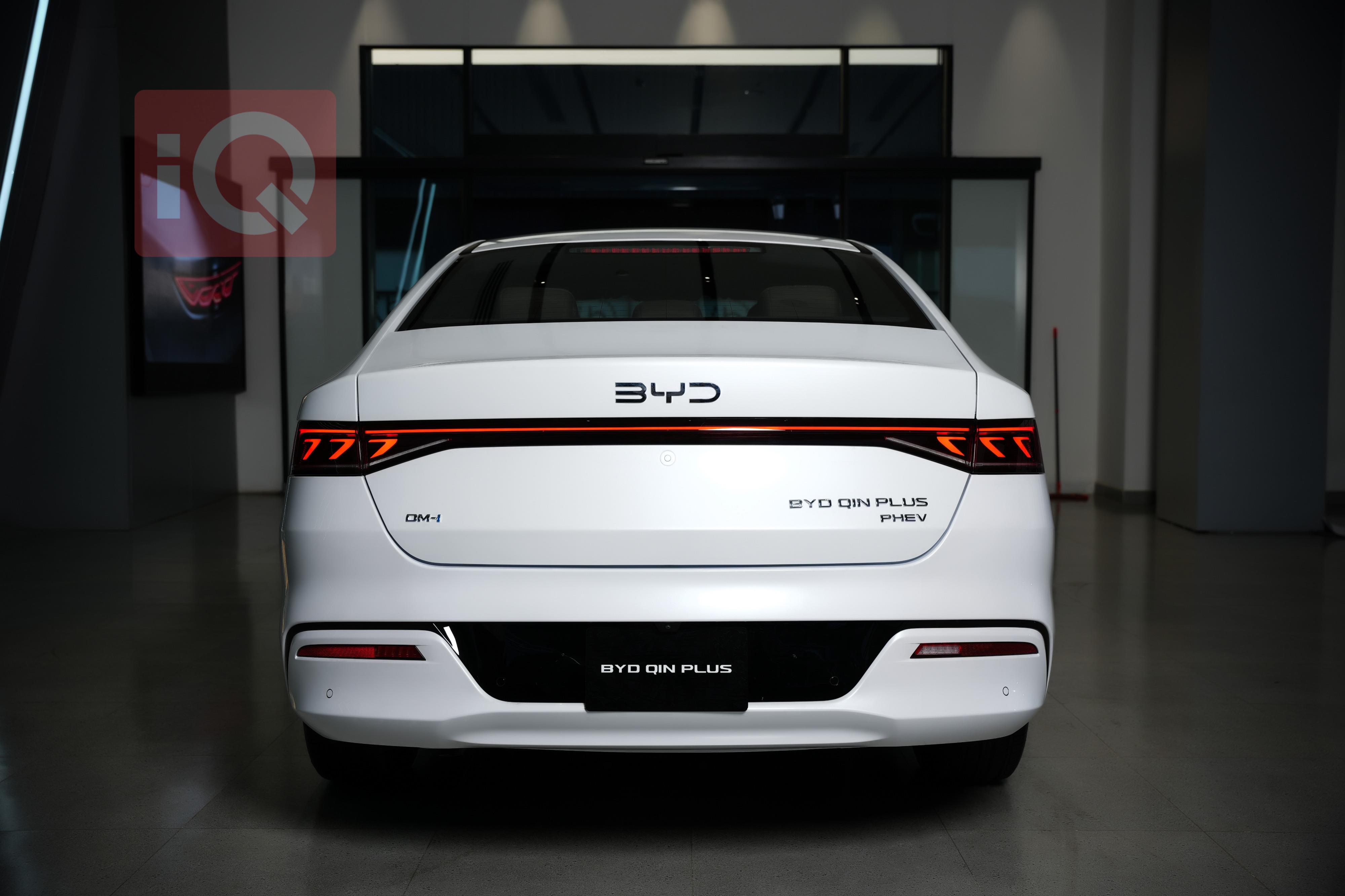 بی وای دی Qin Plus